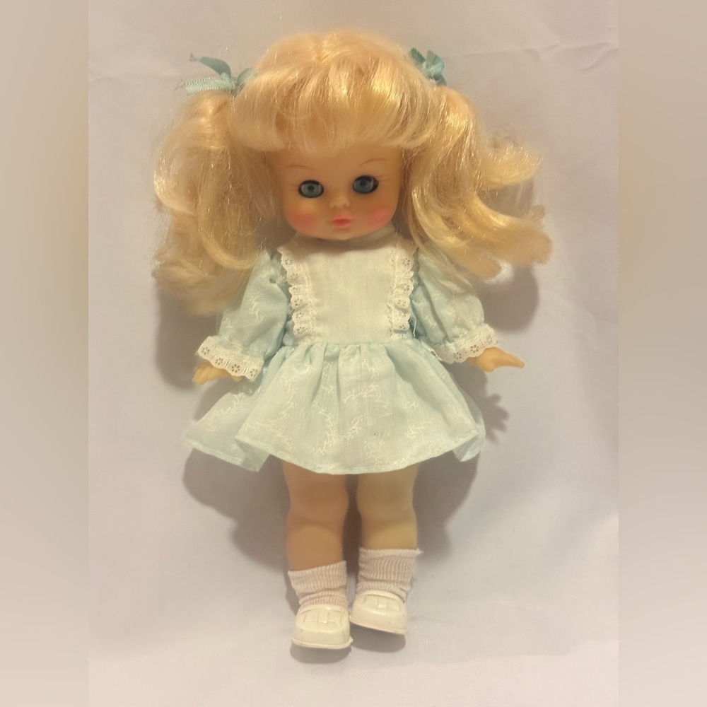 Vintage 1950s–60s Style Vinyl Girl Doll Blonde Pigtails Blue Sleep Eyes